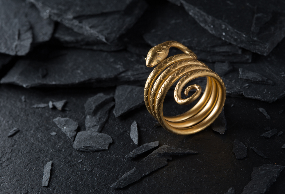 Gold snake ring — Yves Gratas