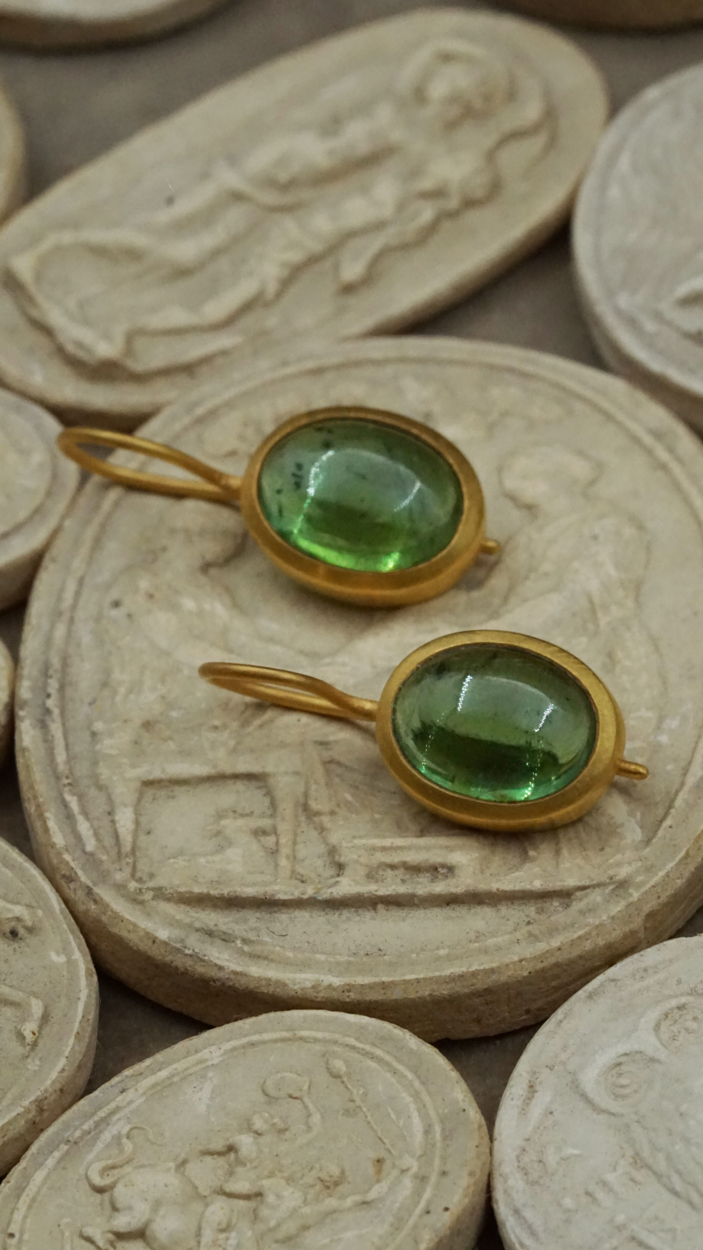 DSC08049 237 boucles d'oreilles cabochon tourmaline verte