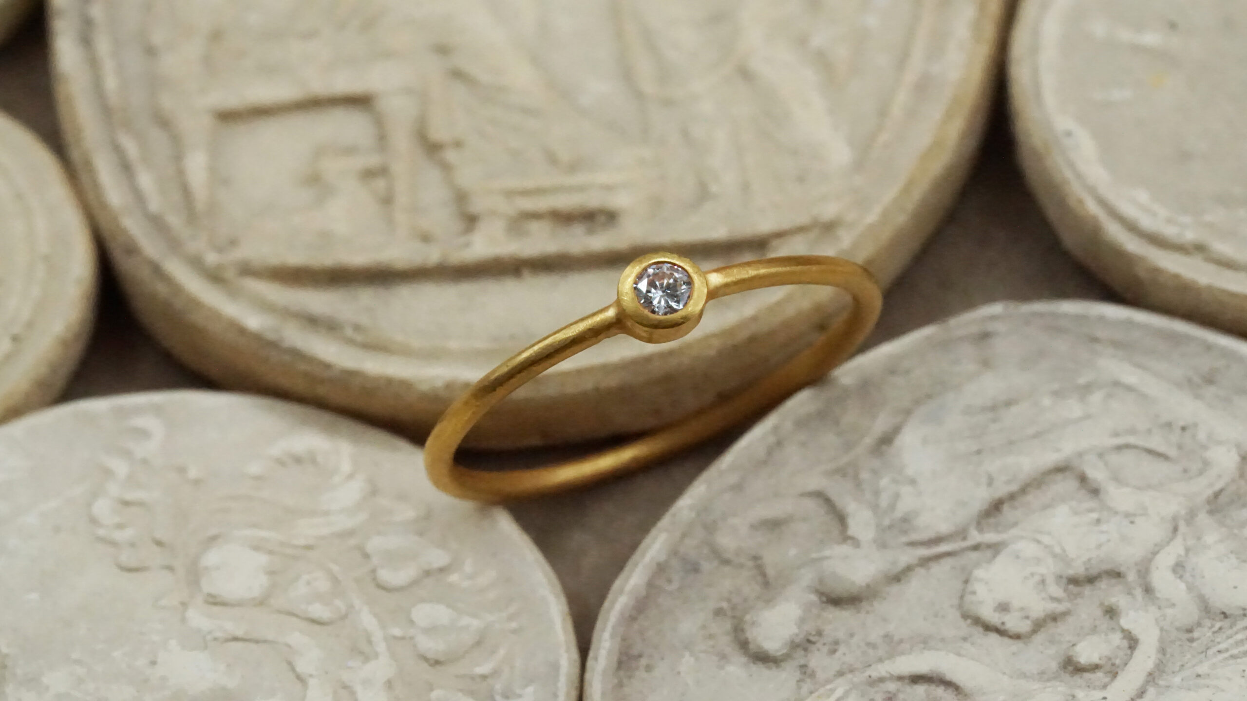 112 bague fine diamant