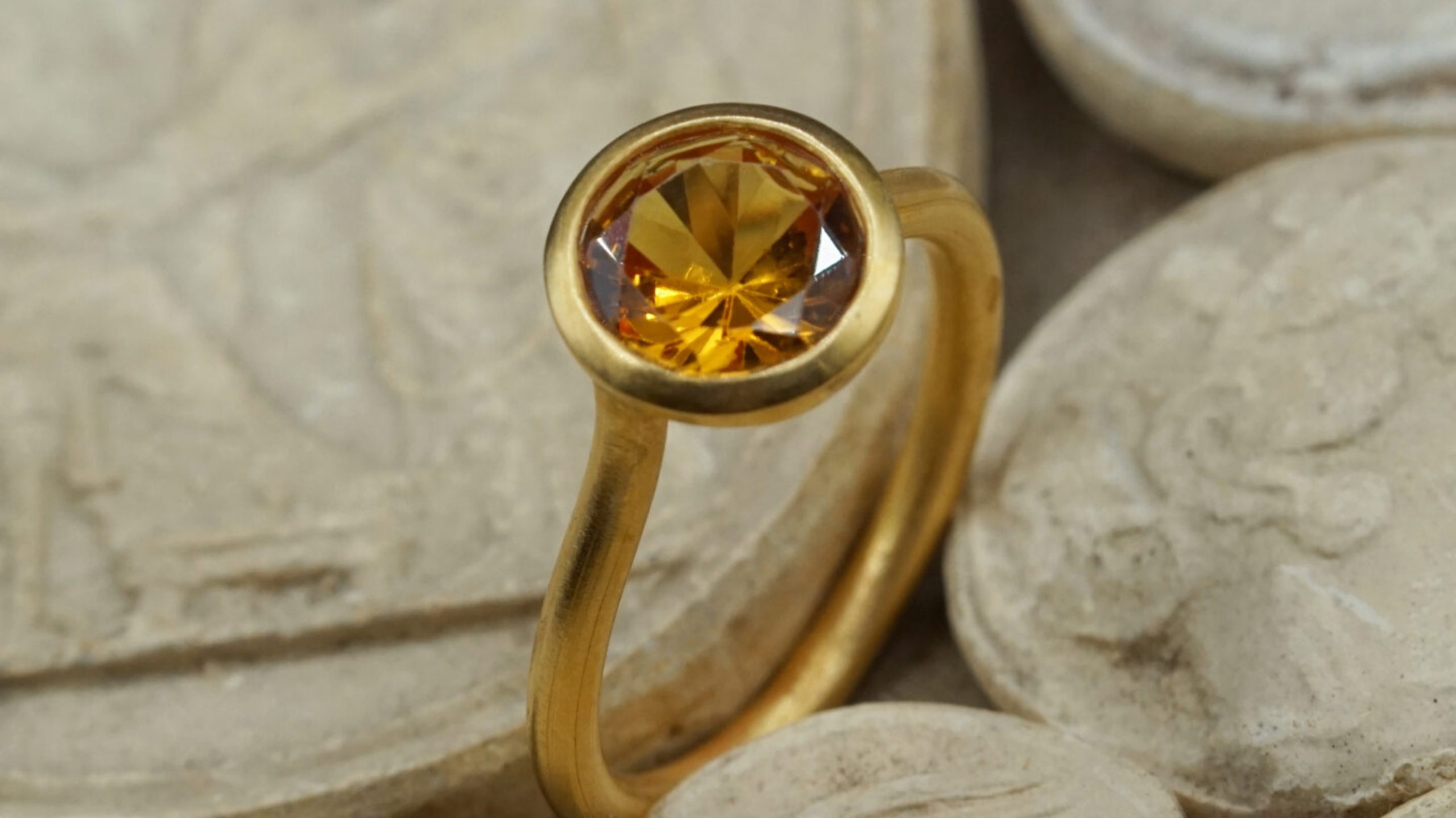 sur-mesure citrine corps en lyre